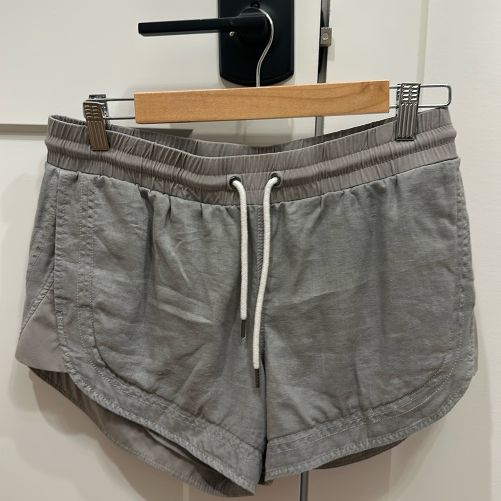 Athleta linen grey shorts with drawstring- size 6